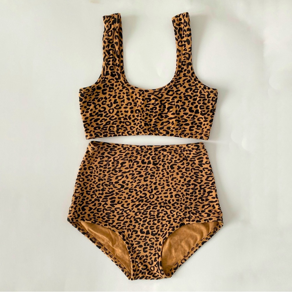 Arq full coverage bra and high waist undies